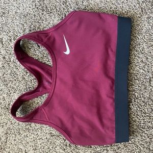 Nike maroon sports bra